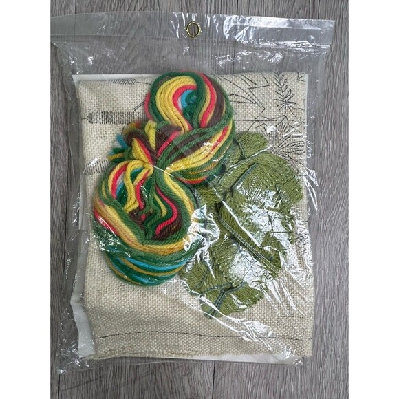 VTG Creative Stitchery Crewel Embroidery Burlap Pillow Kit Marshland Unopened - Picture 5 of 5